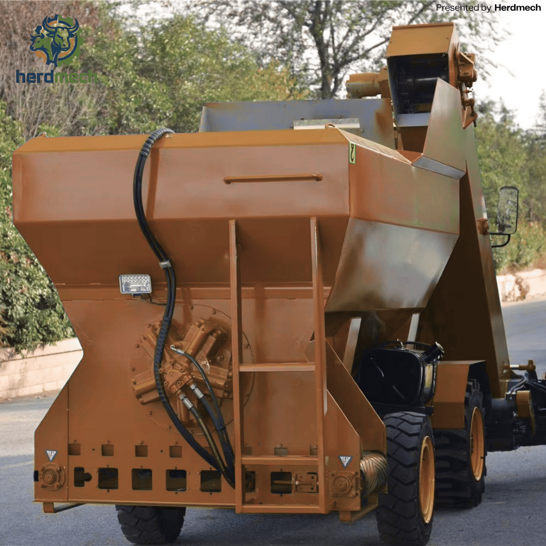 Leftover Feed Collector | 12m³ Diesel-Powered Feed Recovery & Secondary Feeding Machine