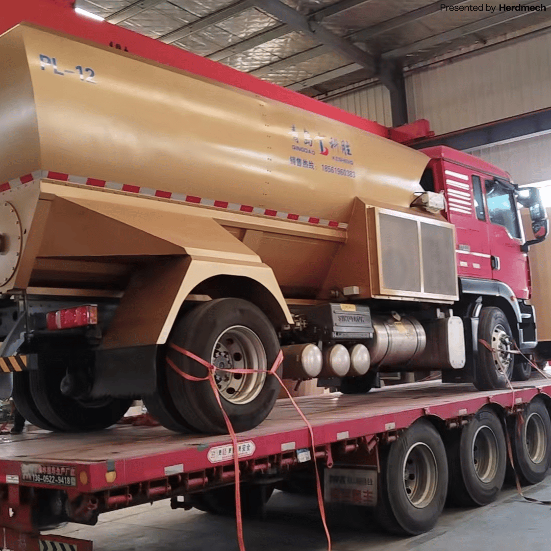 Bedding Spreader | PL Series Hammer-Type Cubicle Bedding Material Spreader with Auger Conveying System
