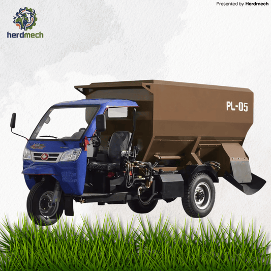 5CBM Cubicle Bedding Spreader | PL Series Hammer-Type with Auger System
