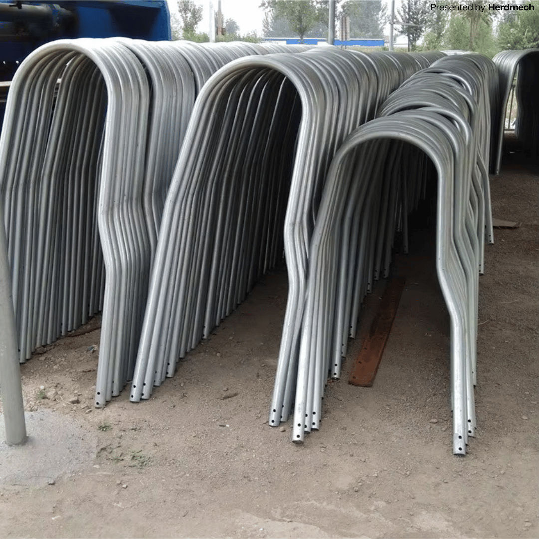 Cow Cubicle Partitions | Head-to-Head Free Stall System