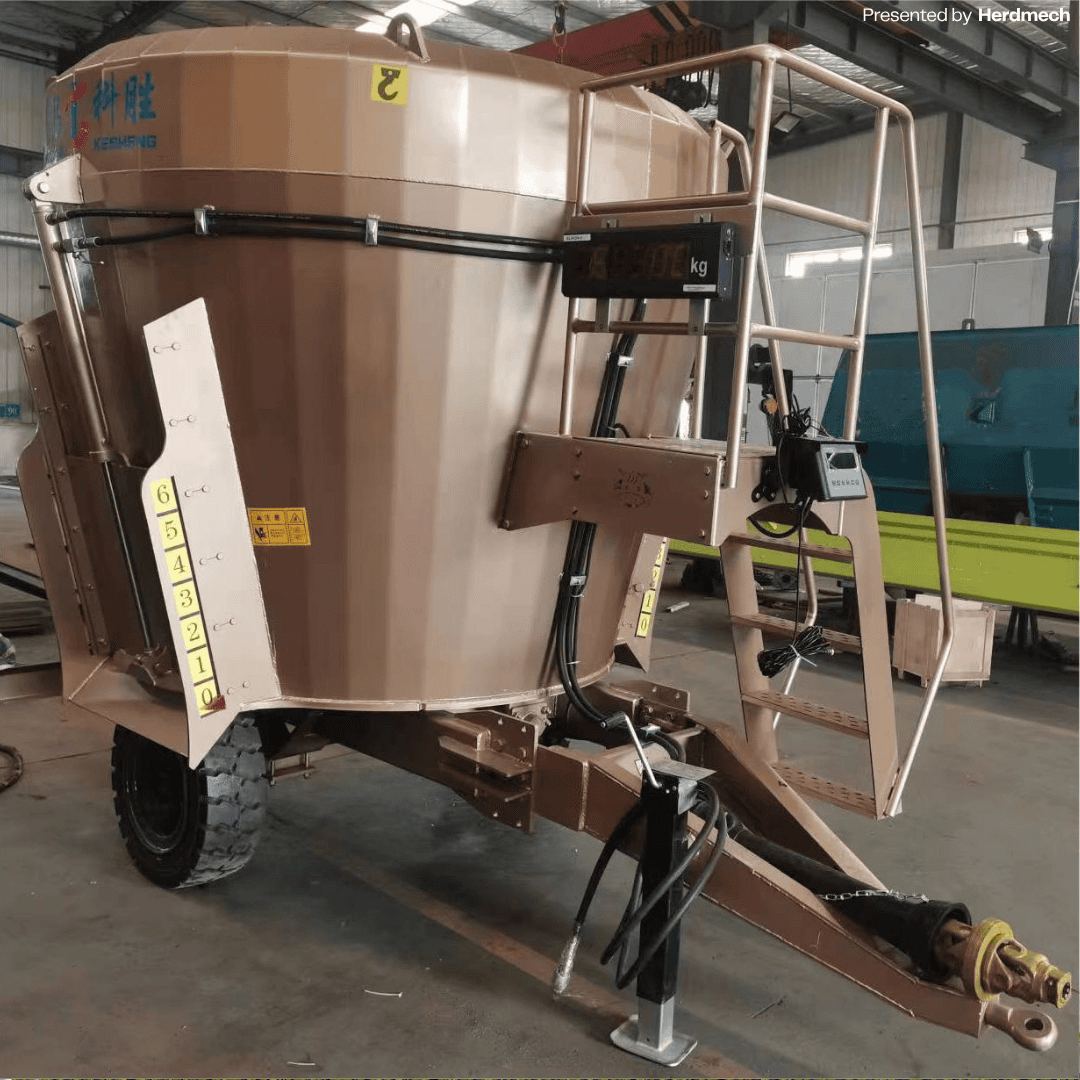6-30CBM Tractor Trailed TMR Feed Mixer (Model: 9JQL-06/30)